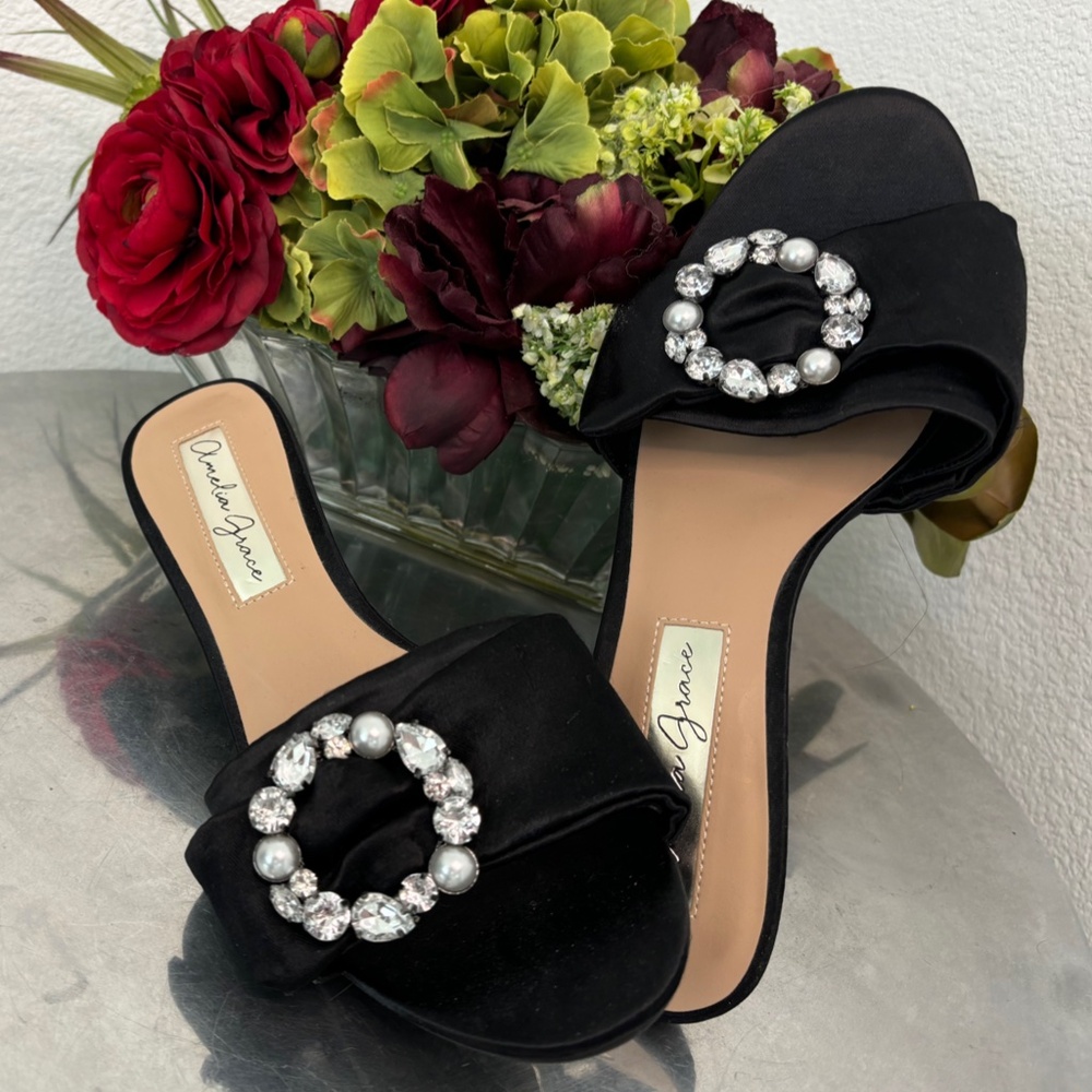 AMELIA GRACE  Satin rhinestone kitten heel